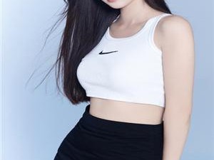 仙踪林 19 女 rapper 潮老狼打造的潮流时尚耳机，带来全新听觉体验